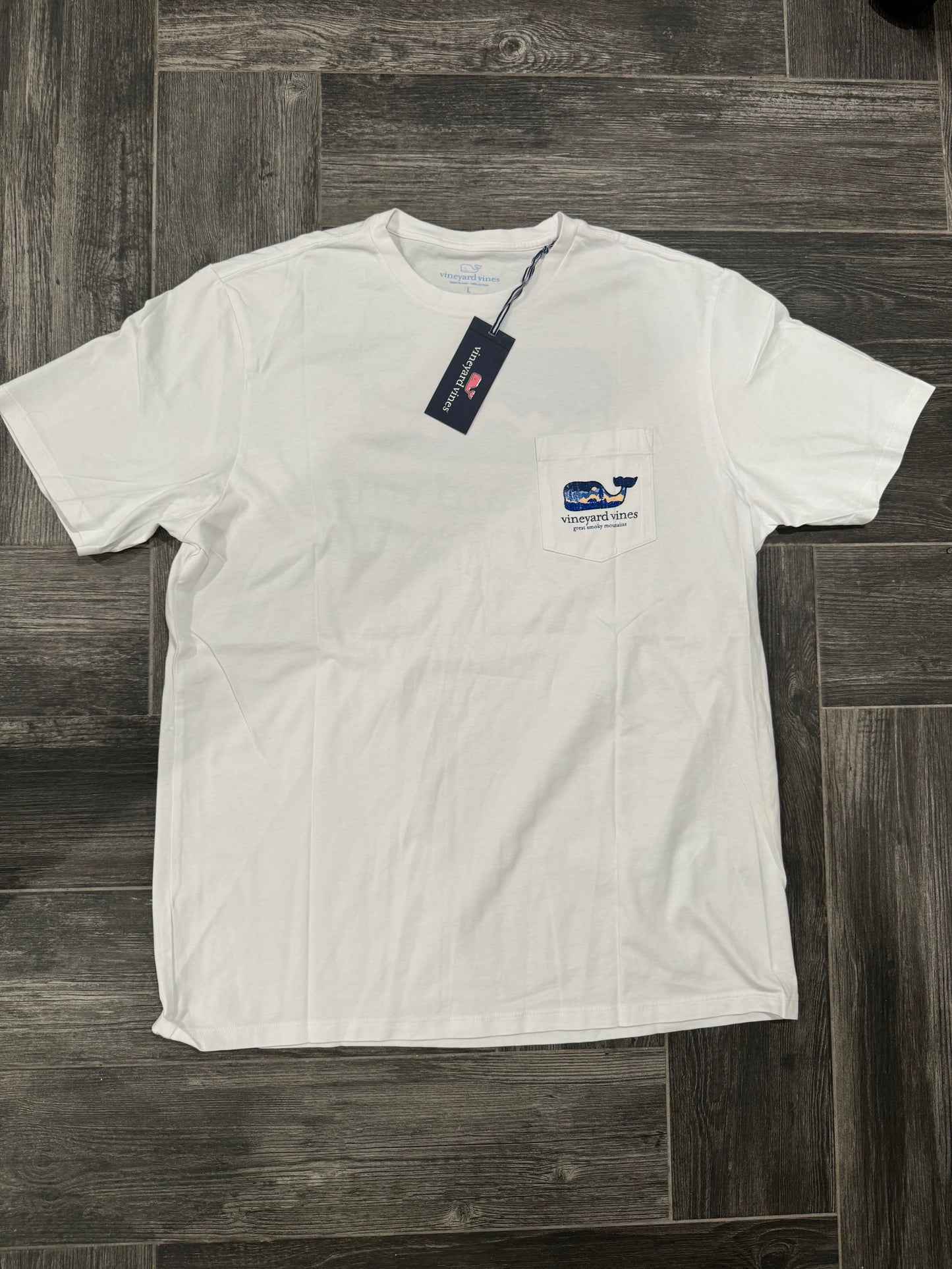 Men’s VV Whale Smokey Mountains SS Pocket T-Shirt